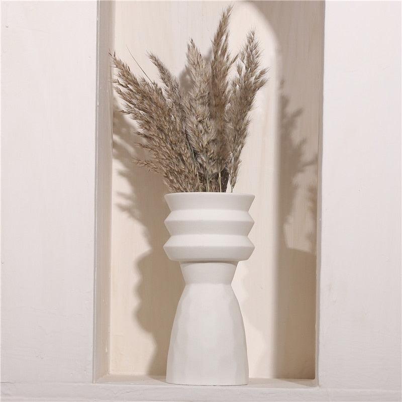 Alora White Pottery Vases - Lily & Eden